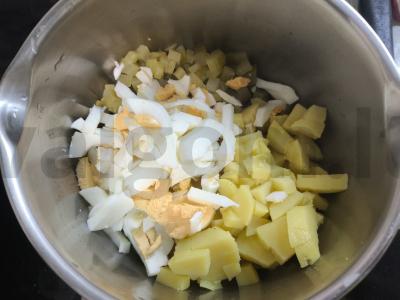 Salotas su šonine, bulvėmis ir kaparėliais „Žiemos nuotaika“ Žingsnis 2