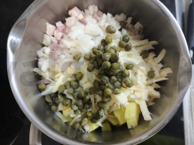 Salotas su šonine, bulvėmis ir kaparėliais „Žiemos nuotaika“ Žingsnis 5