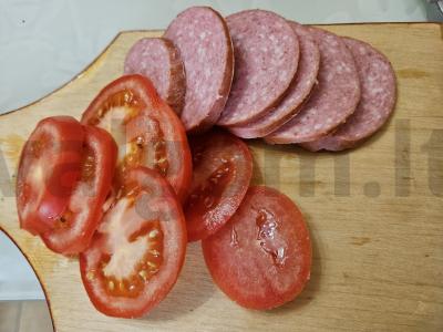 Krustingi tostai su servelatu ir maasdamo sūriu Žingsnis 2