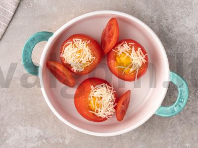 Kepti pomidorai su kiaušiniais Žingsnis 6