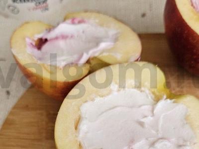 Kepti obuoliai su riešutais Žingsnis 2