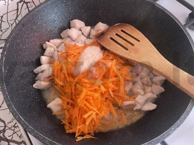 Plovas su vištiena ir daržovėmis Žingsnis 2