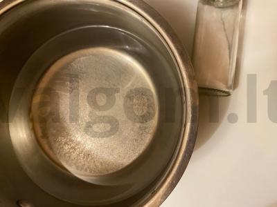 Salotas „Stefany“ su vištienos širdelėmis Žingsnis 1