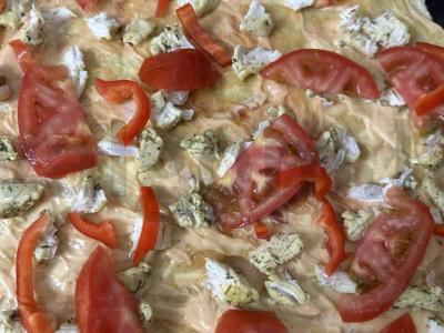 Pica su ananasais, sūriu ir vištiena Žingsnis 3