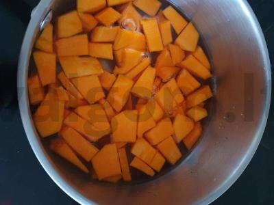 Moliūgų košė su pienu pusryčiams Žingsnis 2