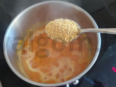 Moliūgų košė su pienu pusryčiams Žingsnis 3