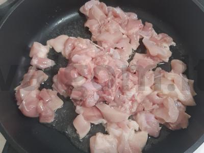 Ryžiai su vištienos filė Žingsnis 1