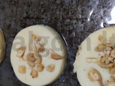 Sausainių tešla su žemės riešutais Žingsnis 3