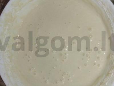 Blynai su šokoladiniu riešutų kremu Žingsnis 4