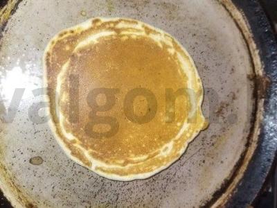 Blynai su šokoladiniu riešutų kremu Žingsnis 7