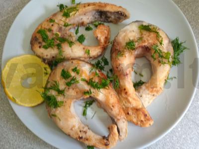 Keptas karpis su citrina ir krapais pagrindine nuotrauka