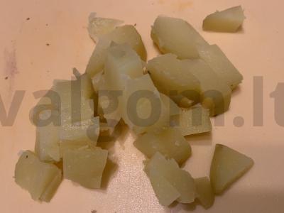 Vegetariškas salotas su daržovėmis ir kukurūzais Žingsnis 1