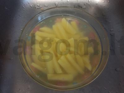 Keptas bulves su sviestu ir šonine Žingsnis 1