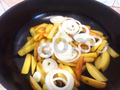 Keptas bulves su sviestu ir šonine Žingsnis 4