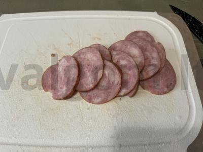 Sotūs blyneliai su kumpiu ir sūriu pusryčiams Žingsnis 4