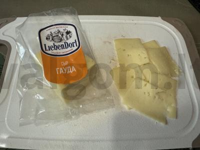 Sotūs blyneliai su kumpiu ir sūriu pusryčiams Žingsnis 5