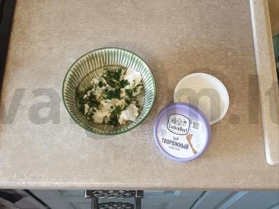 Užkandžių ritinėliai iš cukinijų ir varškės sūrio Žingsnis 7