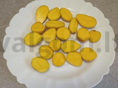 Keptas antis filė su mažais bulvėmis, morkomis ir pievagrybiais Žingsnis 1