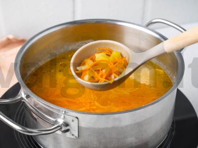 Žuvies sriuba su grietinėlėmis Žingsnis 4