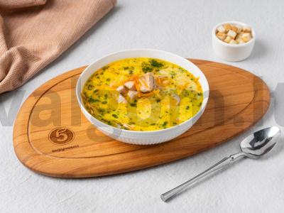 Žuvies sriuba su grietinėlėmis pagrindine nuotrauka