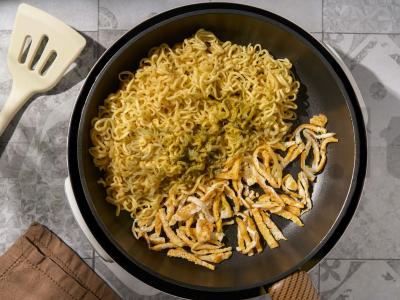 Greito paruošimo makaronai su kiaušiniu Žingsnis 5