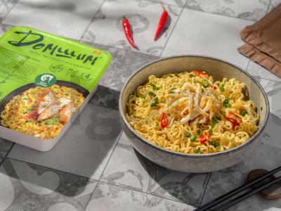 Greito paruošimo makaronai su kiaušiniu pagrindine nuotrauka