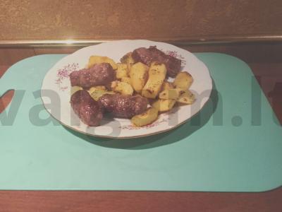 Dešrelės su bulvėmis pietums Žingsnis 2