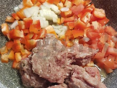 Kopūstai su faršu ir sūriu orkaitėje Žingsnis 2