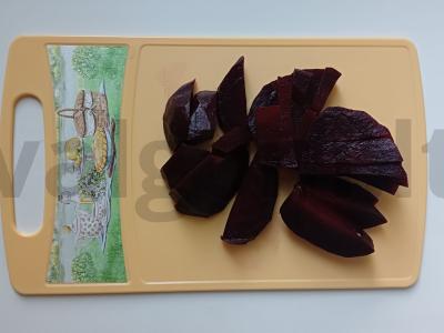 Šaltas pomidorų ir burokėlių gazpacho su vištienos krūtinėle Žingsnis 1