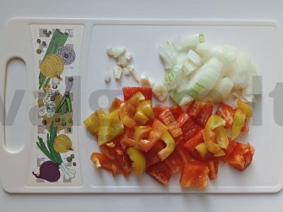 Šaltas pomidorų ir burokėlių gazpacho su vištienos krūtinėle Žingsnis 2