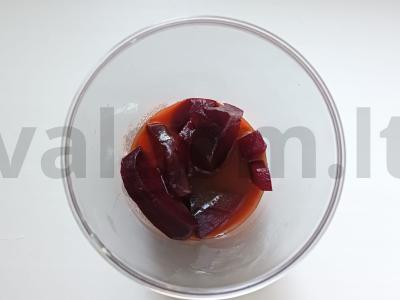 Šaltas pomidorų ir burokėlių gazpacho su vištienos krūtinėle Žingsnis 3