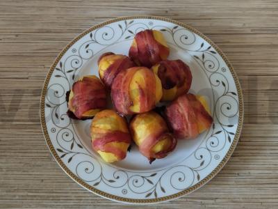 Bakonu apkeptas bulvės pagrindine nuotrauka