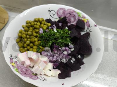 Salotos su burokėliais ir žirniais Žingsnis 5