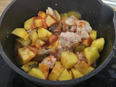 Švelnus azu su mėsa ir bulvėmis Žingsnis 7