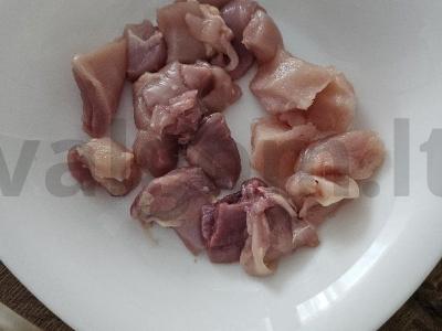 Vištienos krūtinėlė su konservuotais ananasais ir sūriu Žingsnis 1