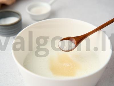 Blynai iš rūgpienio be kiaušinių Žingsnis 1