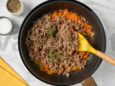 Patingėję kopūstai su perlų kruopomis Žingsnis 3