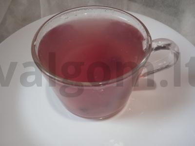 Šaltalankių, slyvų ir juodųjų vynuogių kompotas pagrindine nuotrauka