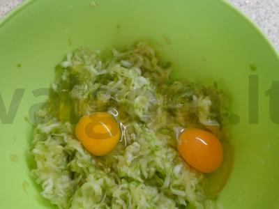 Cukinijų blynai su rapsų aliejumi Žingsnis 3