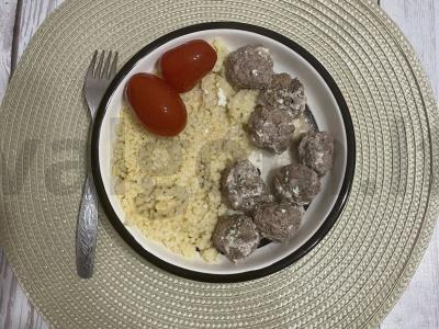 Koldūnai grietinėlės padaže pagrindine nuotrauka