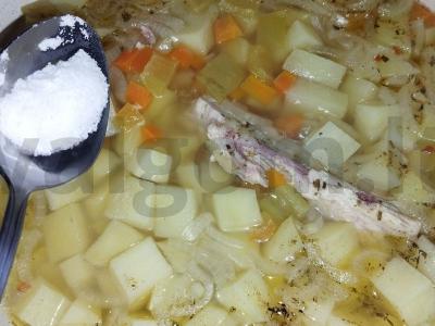 Bulvės, troškintos su daržovėmis ir mėsa Žingsnis 3