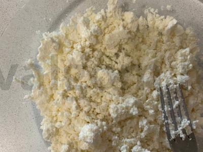 Varškėčiai su rugine miltais Žingsnis 1