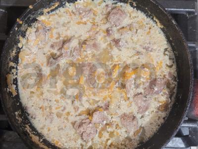 Švelni vištienos kepenėlė su žolelėmis grietinės padaže Žingsnis 4