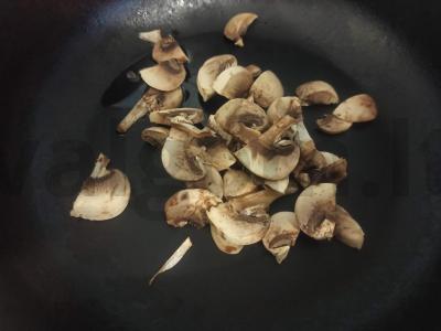 Namų šašlykas su keptais grybais ir kopūstais Žingsnis 1