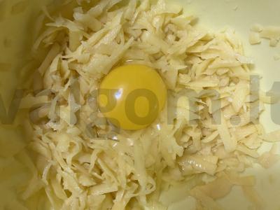 Bulvių krepšeliai su ikrais ir varškės sūriu Žingsnis 2