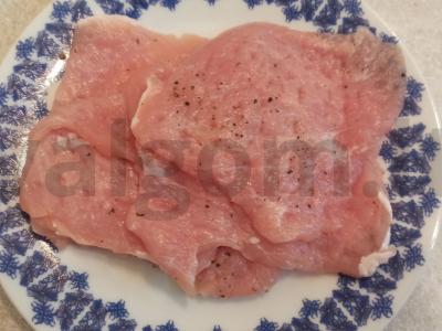 Kiaulienos kepsniai su prieskoniais Žingsnis 1