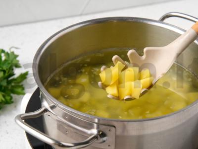 Šaltibarščiai iš rūgštynių Žingsnis 2