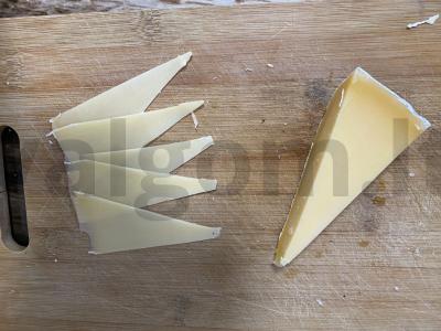 Super sūrio skrudinta duona su prieskoninėmis žolelėmis Žingsnis 3