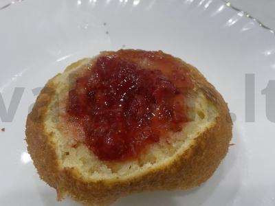 Biskvitinis pyragas su braškių džemu Žingsnis 9