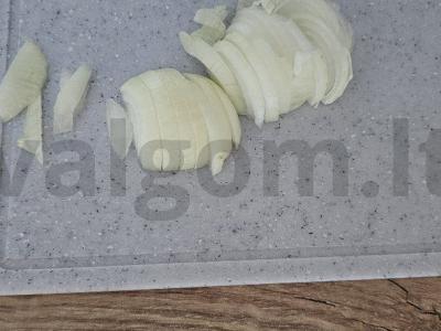 Birios bulvės su mėsa lėtoje viryklėje Žingsnis 1